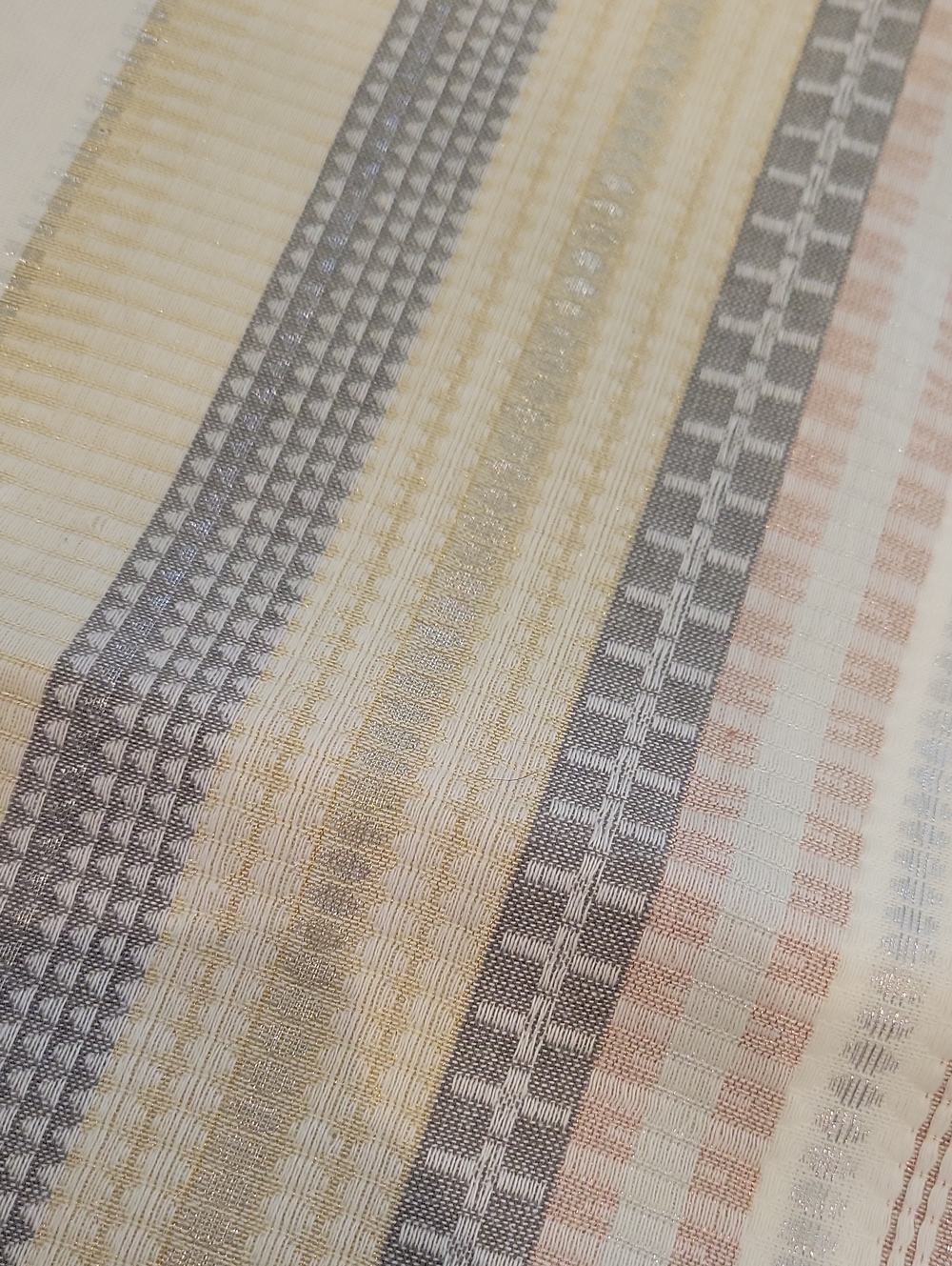 Threshold Table Runner - Picture 6 of 6